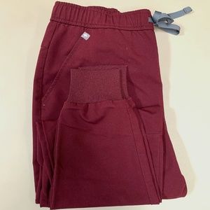 FIGS Tansen Jogger Scrub Pants - Men's Medium - Burgundy